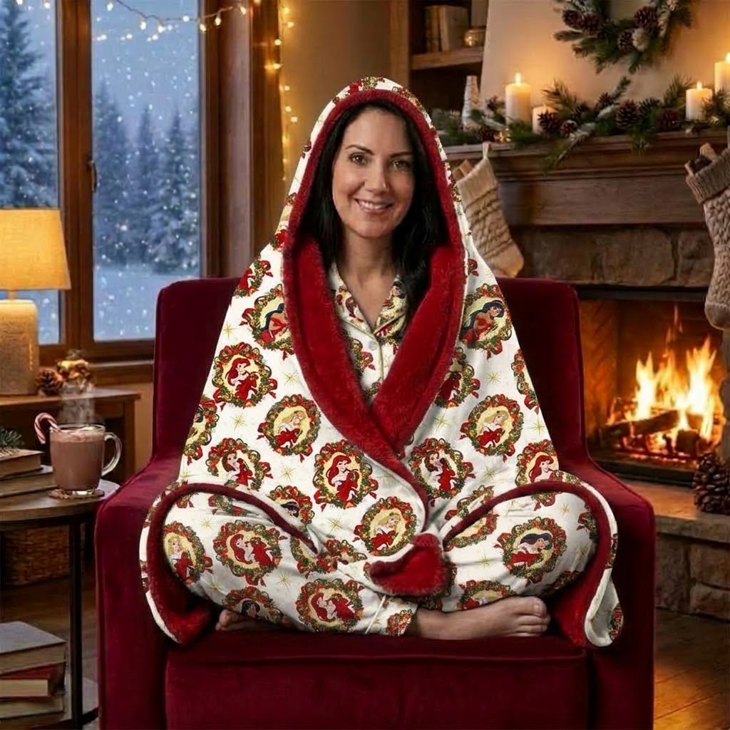 Merry Majesty PLUSH Bamboo Blanket (Pre Order with expected delivery at the end of November 2026)