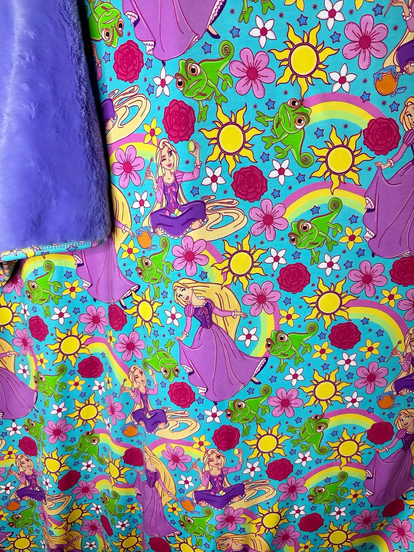 Besties in Bloom Plush Bamboo Blanket